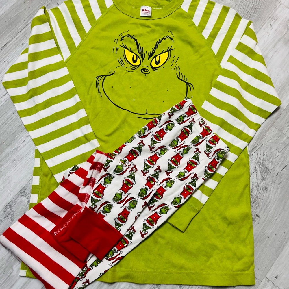 Hanna Andersson Dr Seuss Grinch Long John Pajama Set Adult Large. NWOT